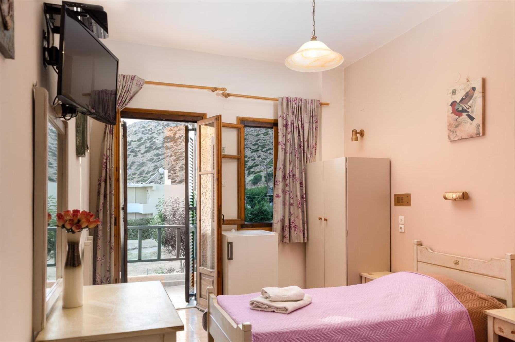Filia Rooms Μάταλα Εξωτερικό φωτογραφία
