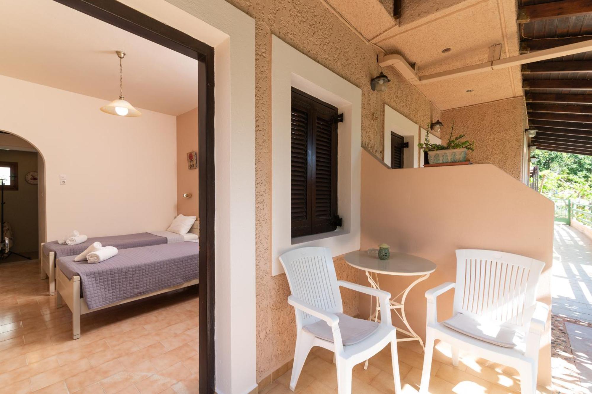 Filia Rooms Μάταλα Εξωτερικό φωτογραφία